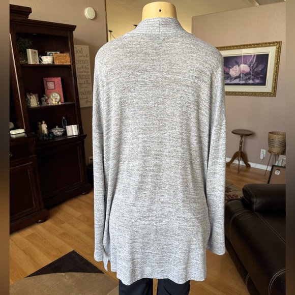 Banana Republic gray long sleeve open front cardigan w/pockets-size L - Picture 8 of 9